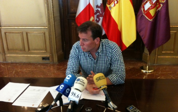 Borja Suárez compareció tras la Junta de Gobierno.